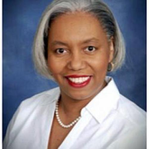 Headshot photo of Phyllis Rogers Ross